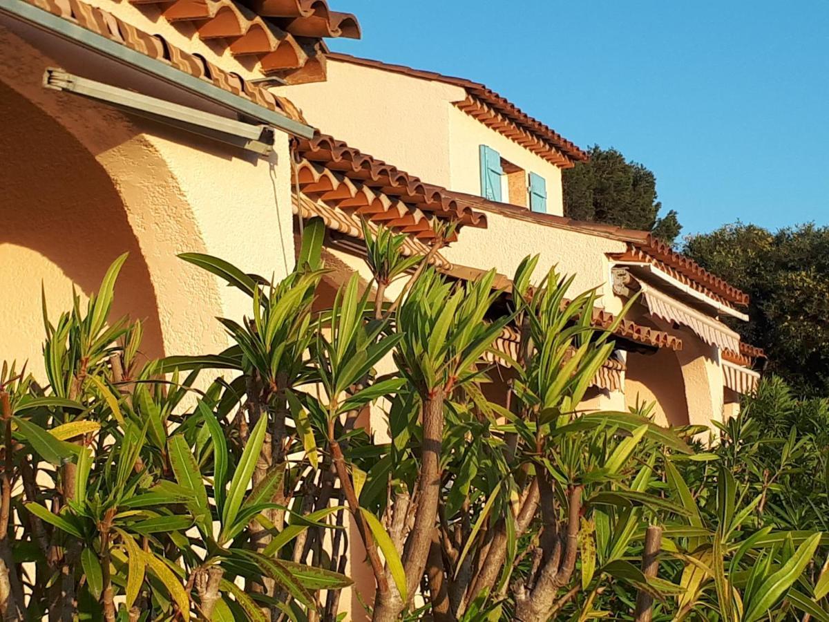Duplex, Vue Panoramique Sur La Mediterranee, Piscine, Garage Сен-Рафаэль Экстерьер фото