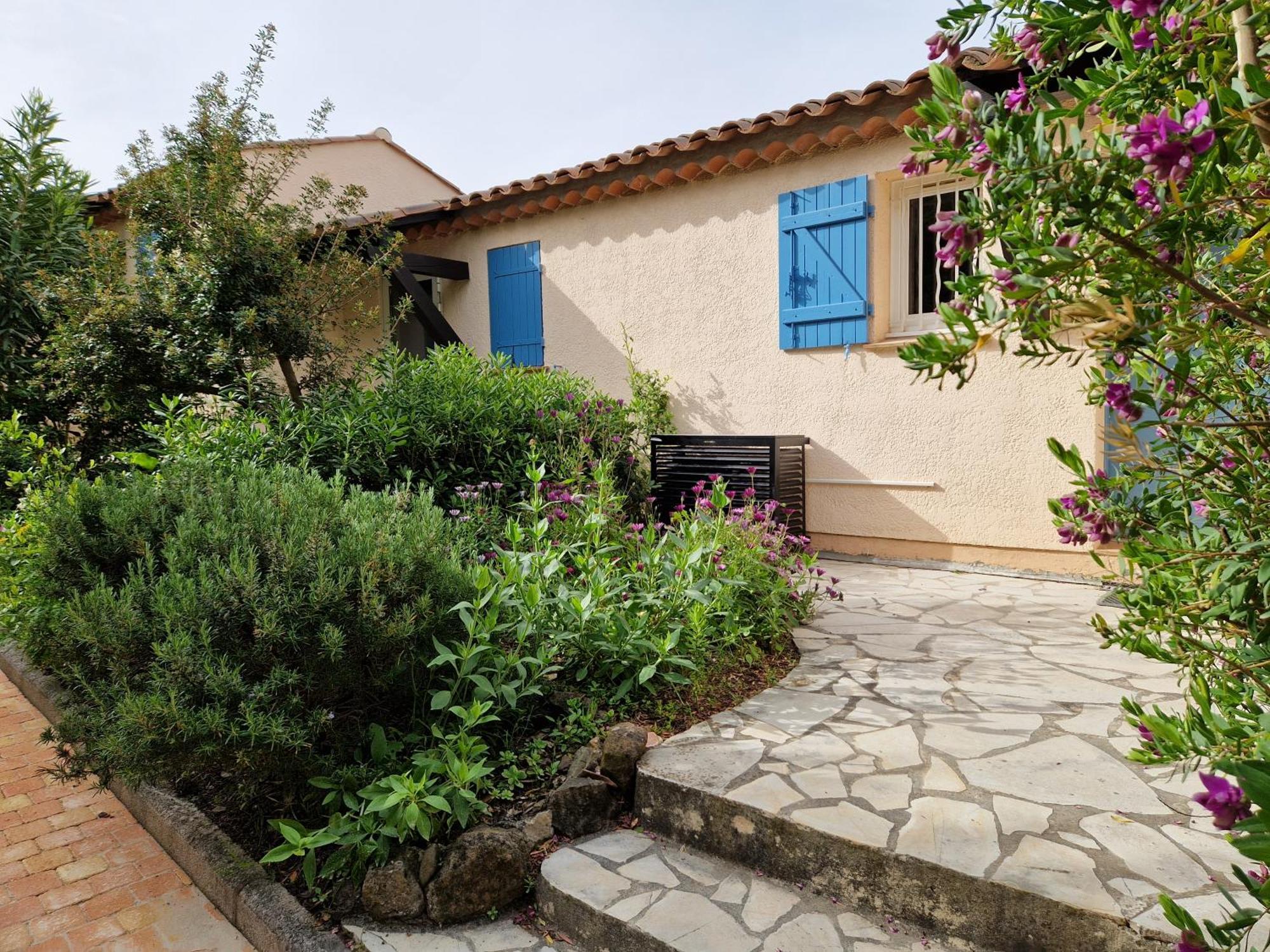 Duplex, Vue Panoramique Sur La Mediterranee, Piscine, Garage Сен-Рафаэль Экстерьер фото