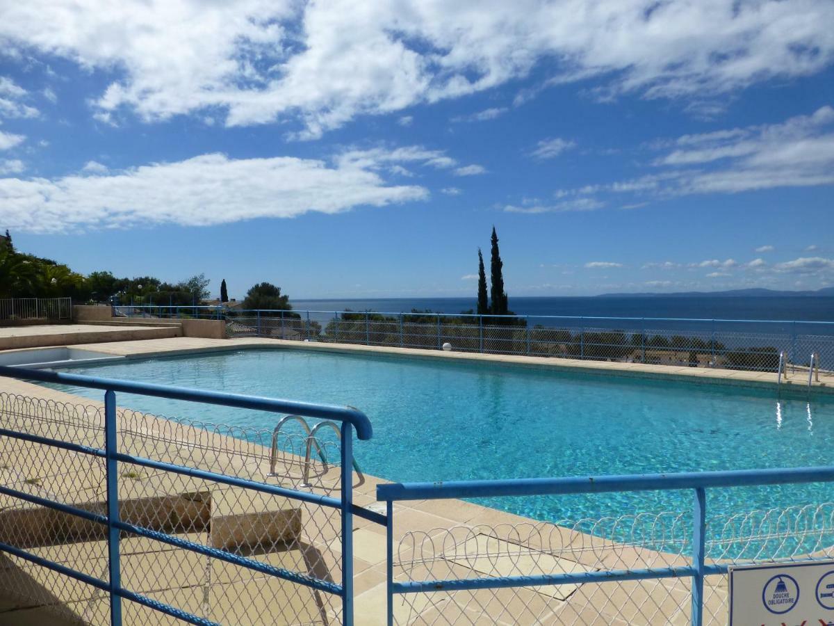 Duplex, Vue Panoramique Sur La Mediterranee, Piscine, Garage Сен-Рафаэль Экстерьер фото