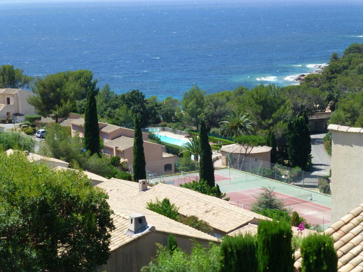 Duplex, Vue Panoramique Sur La Mediterranee, Piscine, Garage Сен-Рафаэль Экстерьер фото